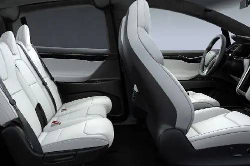 Tesla Model X 2024