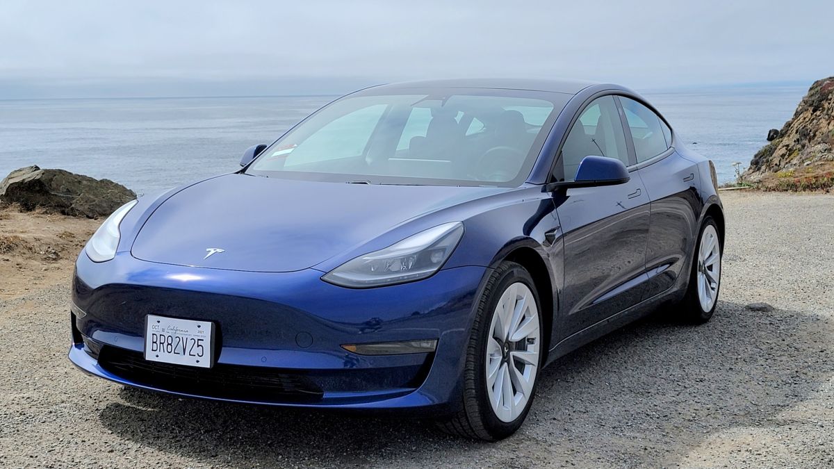 Tesla Model Y 2024