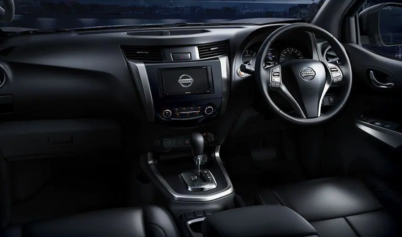 nissan navara np300 suv 2024